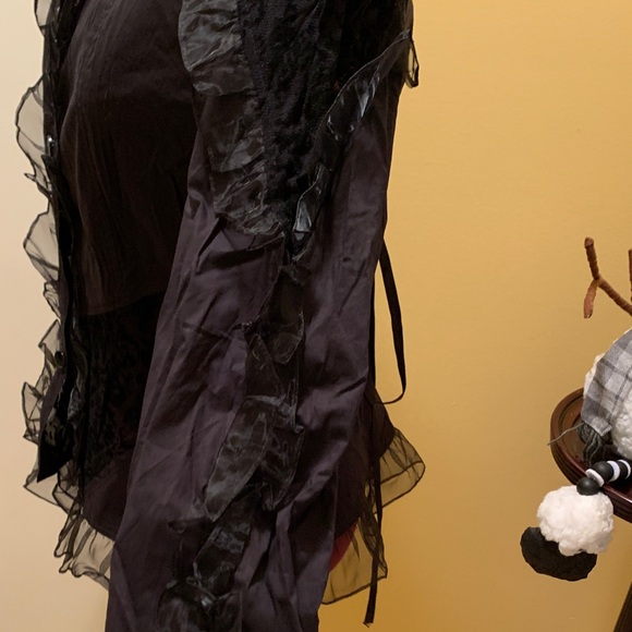 Clocolor Chic Black Ruffled Women's Blouse very Detailed with lace up back - Picture 6 of 16